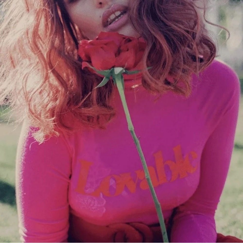 Daydream Nation "Lovable" Long Sleeve Tee in Kiss Kiss Pink NWT